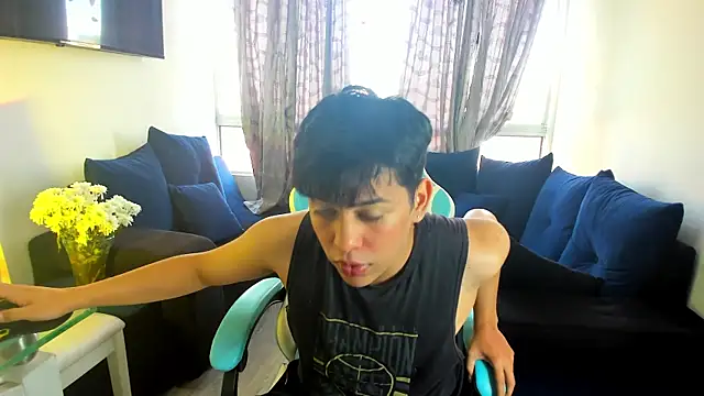 Snapshot of Franco_Rizzo_ chatting on January 4, 2025, 8:27 pm Franco Rizzo online show from January 4, 2025, 8:27 pm