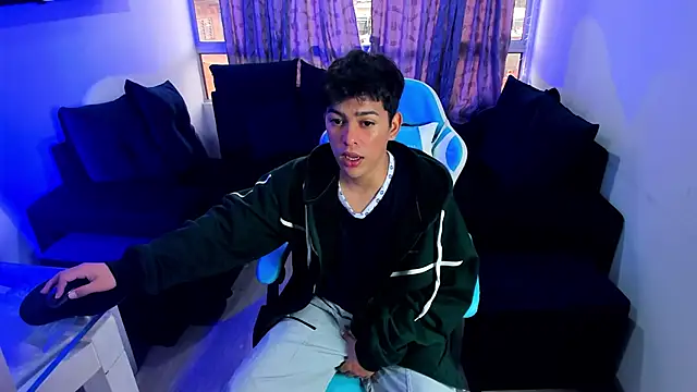 Snapshot of Franco_Rizzo_ chatting on January 11, 2025, 10:18 pm Franco Rizzo online show from January 11, 2025, 10:18 pm