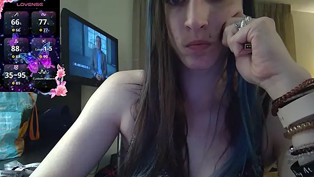 Snapshot of SmokeShow686 chatting on February 23, 2026, 11:38 pm SmokeShow686 online show from February 23, 2026, 11:38 pm