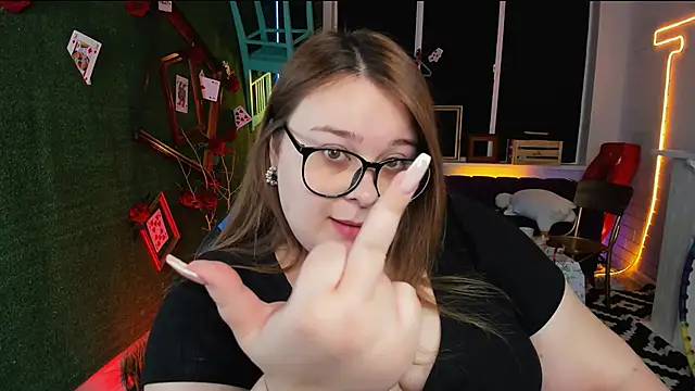 Snapshot of KimberlyMaran chatting on February 22, 2025, 9:12 am KimberlyMaran online show from February 22, 2025, 9:12 am