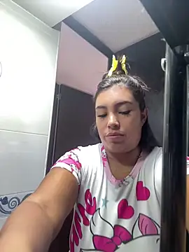 elana kepler online show from October 30, 2025, 4:48 pm