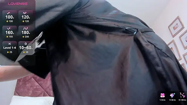 Gabriela 1x online show from November 8, 2025, 12:42 pm