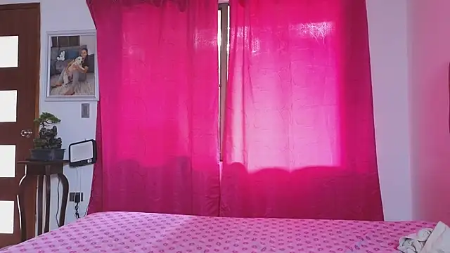 tatiana big ass boobs online show from June 15, 2026, 9:36 pm