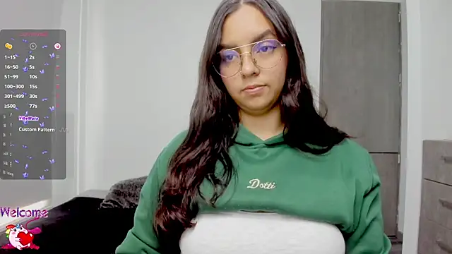 Valery7rose  online show from September 29, 2025, 8:47 pm