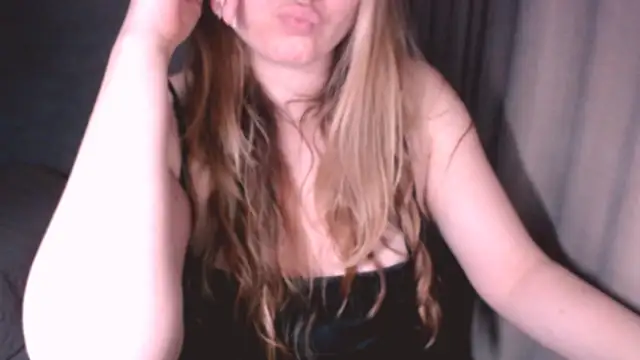 fiona cute 2 online show from February 9, 2026, 7:56 pm