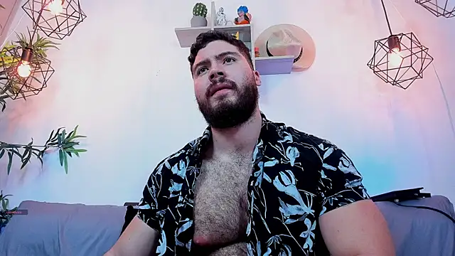 SebastianVilla  online show from July 29, 2026, 10:31 pm