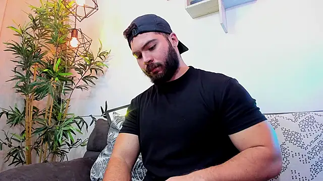 SebastianVilla  online show from July 5, 2026, 8:26 pm