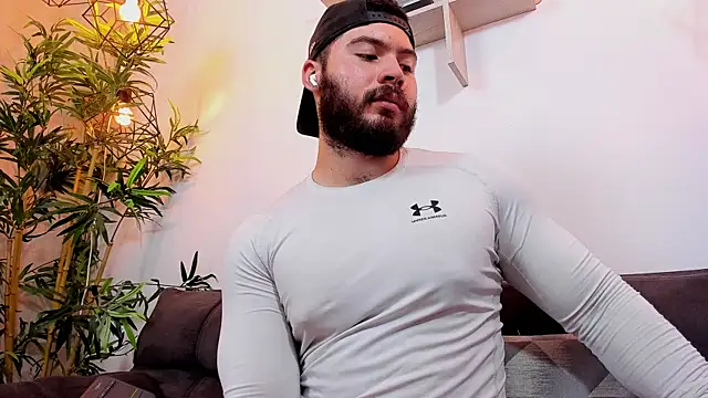 SebastianVilla  online show from July 10, 2026, 10:10 pm