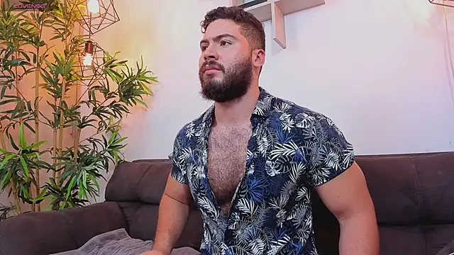 SebastianVilla  online show from April 24, 2026, 10:45 pm