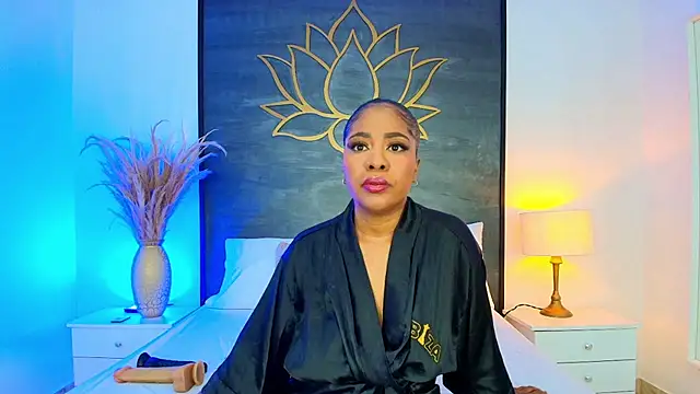 AlisonTravis online show from June 19, 2026, 3:45 am