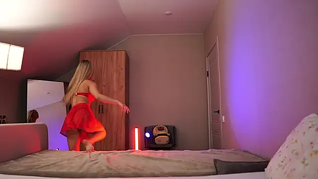 Snapshot of VikkiLustfull chatting on February 28, 2026, 1:22 pm VikkiLustfull online show from February 28, 2026, 1:22 pm