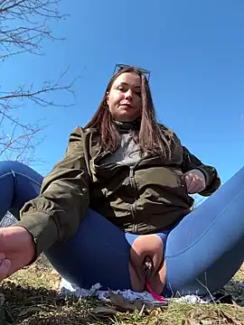 Snapshot of dreams4u chatting on March 8, 2025, 9:39 am dreams4u online show from March 8, 2025, 9:39 am