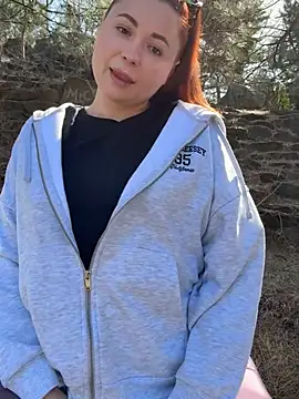 dreams4u online show from March 13, 2026, 9:58 am