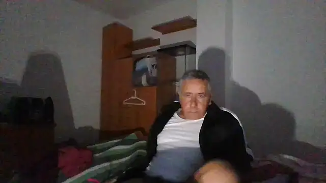 Snapshot of parejamlga58 chatting on December 14, 2025, 9:42 pm parejamlga58 online show from December 14, 2025, 9:42 pm