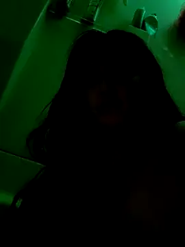 sweetkitty111 online show from November 25, 2025, 6:14 am