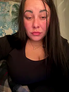 Snapshot of DaisyStreet chatting on November 3, 2025, 9:07 pm DaisyStreet online show from November 3, 2025, 9:07 pm