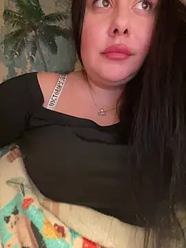 Snapshot of DaisyStreet chatting on January 31, 2026, 7:23 pm DaisyStreet online show from January 31, 2026, 7:23 pm