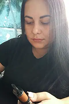 Snapshot of DaisyStreet chatting on September 25, 2025, 12:44 pm DaisyStreet online show from September 25, 2025, 12:44 pm