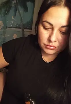 Snapshot of DaisyStreet chatting on September 24, 2025, 5:19 pm DaisyStreet online show from September 24, 2025, 5:19 pm