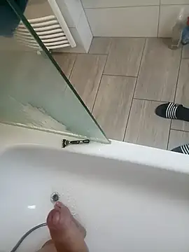 Snapshot of victortt chatting on November 2, 2025, 1:16 pm victortt online show from November 2, 2025, 1:16 pm