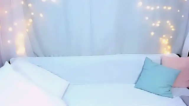 Snapshot of Lily_Daviss chatting on March 16, 2026, 2:41 am Lily Daviss online show from March 16, 2026, 2:41 am