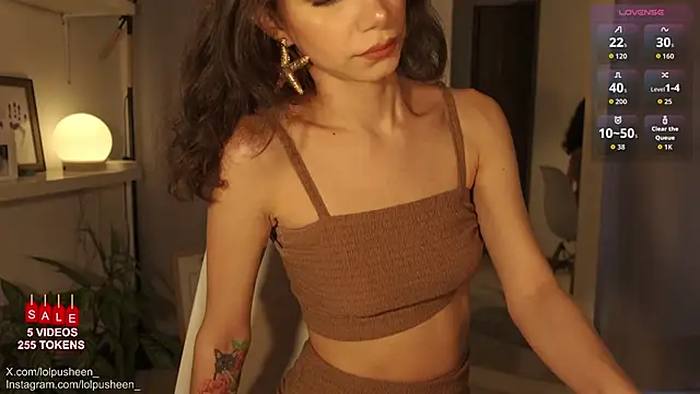 JulietteDee online show from October 27, 2025, 10:44 pm