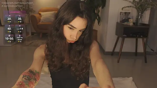 JulietteDee online show from July 29, 2026, 9:25 pm