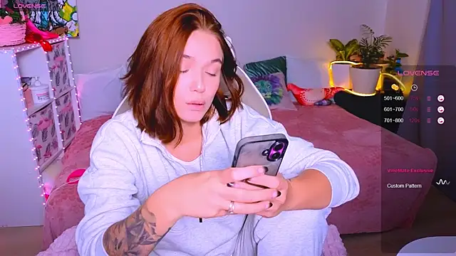 Karen morris online show from September 10, 2025, 11:42 am