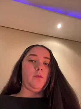 brazillliangirl online show from July 7, 2026, 3:09 am