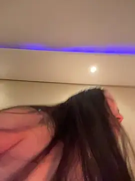 brazillliangirl online show from June 22, 2026, 3:25 am