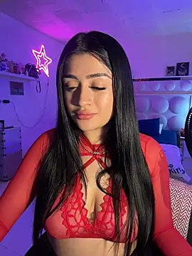 lucianaroy online show from May 28, 2026, 3:36 am