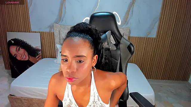lia 16 online show from August 3, 2026, 11:05 am