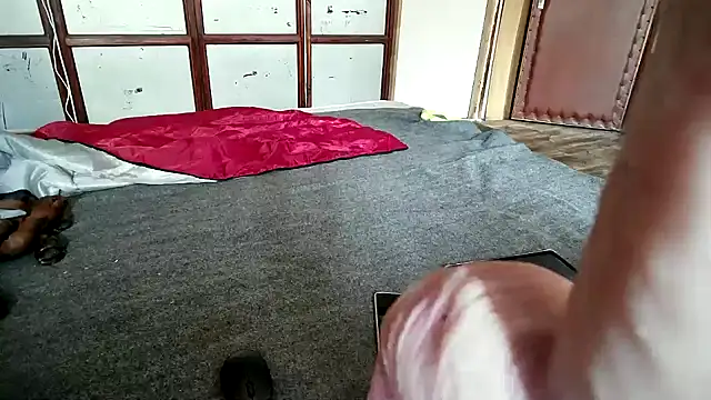 Snapshot of DjiniCD chatting on September 20, 2025, 11:15 am DjiniCD online show from September 20, 2025, 11:15 am