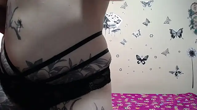 Nicolle-sky online show from October 30, 2025, 4:15 pm