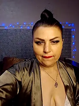 kataleya94 online show from April 27, 2026, 3:37 am