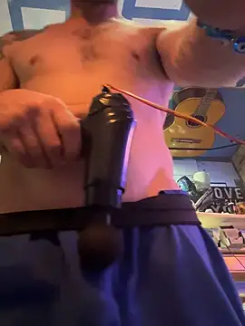 Snapshot of Followthepiper chatting on November 13, 2025, 5:00 am Followthepiper online show from November 13, 2025, 5:00 am