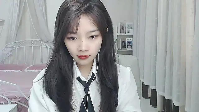 Snapshot of Jenny-Z chatting on February 7, 2026, 1:57 am Jenny-Z online show from February 7, 2026, 1:57 am