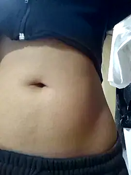 Snapshot of mari_mar69 chatting on February 21, 2026, 1:18 am mari mar69 online show from February 21, 2026, 1:18 am