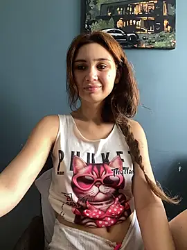 Snapshot of QuitieLia chatting on June 22, 2026, 7:05 am QuitieLia online show from June 22, 2026, 7:05 am