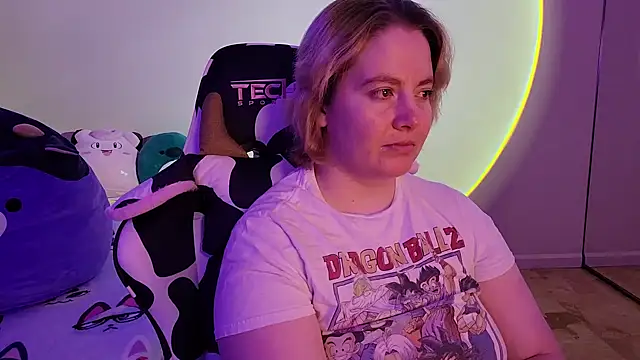 InternetFairy XO online show from January 26, 2025, 7:20 pm