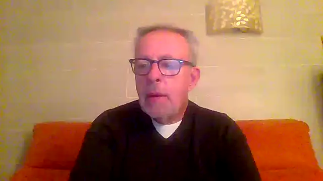 tuggy59 online show from February 12, 2026, 5:29 am