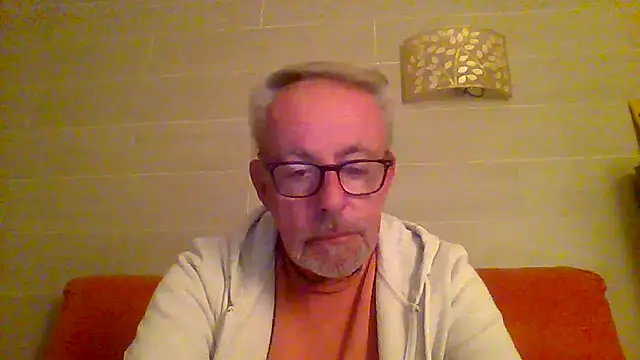 tuggy59 online show from January 12, 2026, 5:36 am