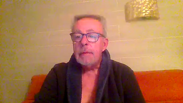 tuggy59 online show from February 23, 2026, 5:09 am