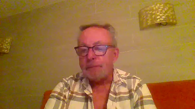 tuggy59 online show from February 26, 2026, 5:29 am