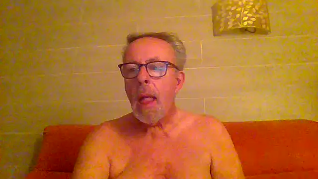 tuggy59 online show from June 20, 2026, 3:55 am