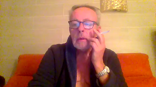 tuggy59 online show from February 9, 2026, 5:27 am