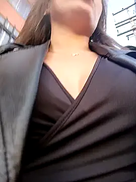 marena saenz online show from December 14, 2024, 9:45 pm