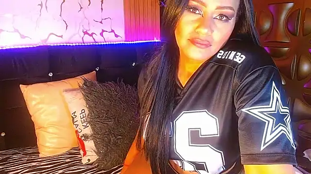 Snapshot of black_ambar chatting on January 18, 2026, 3:43 am black ambar online show from January 18, 2026, 3:43 am