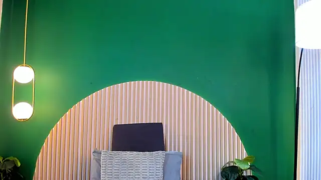 taylor bennet online show from August 7, 2026, 7:09 pm