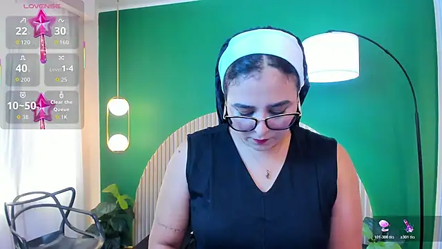 taylor bennet online show from April 28, 2026, 7:07 pm